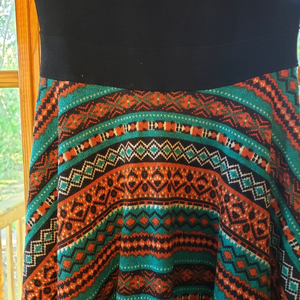 Dress - Picture 2 of 3